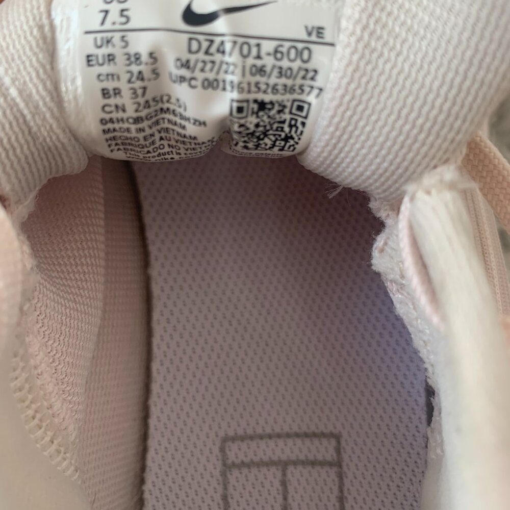NIKE Air Zoom Pegasus 39, Light/Soft pink, size 7.5 - Picture 8 of 12